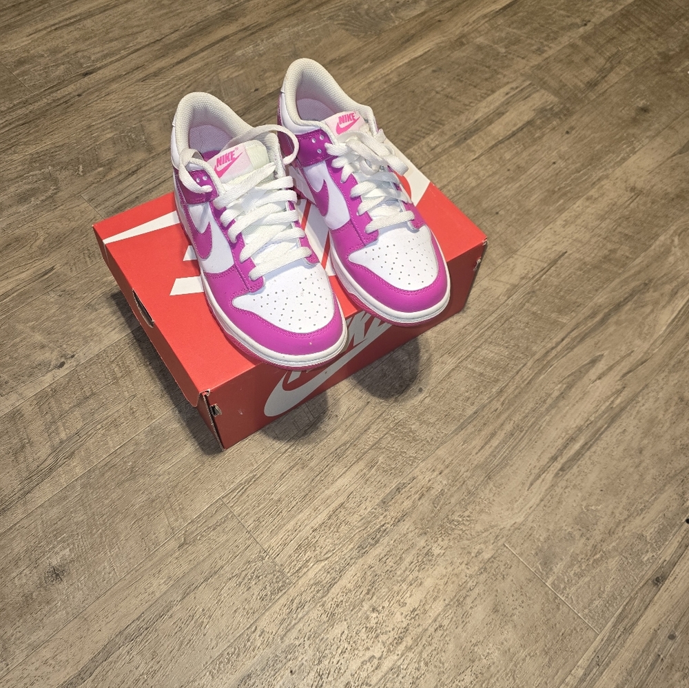 Nike Dunks Vibrant Pink and White Shoes - Picture 2 of 4
